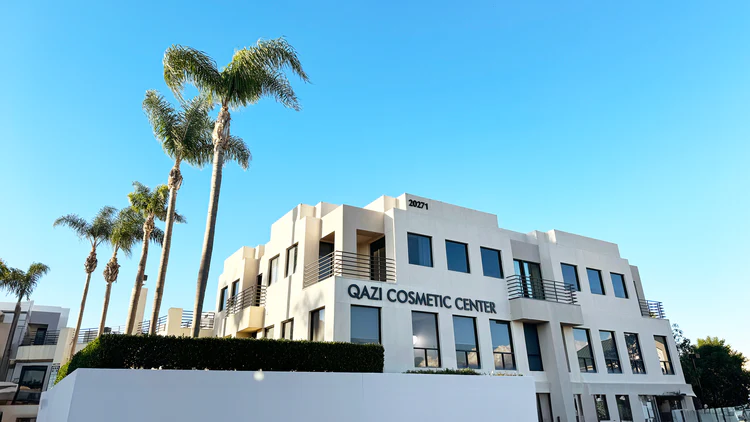 Qazi Cosmetic Center Building